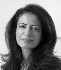 أمينة الرستماني