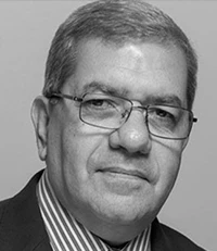 عمرو الجارحي
