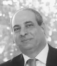 أيمن قحف