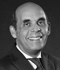 طارق عبدالرؤوف فايد